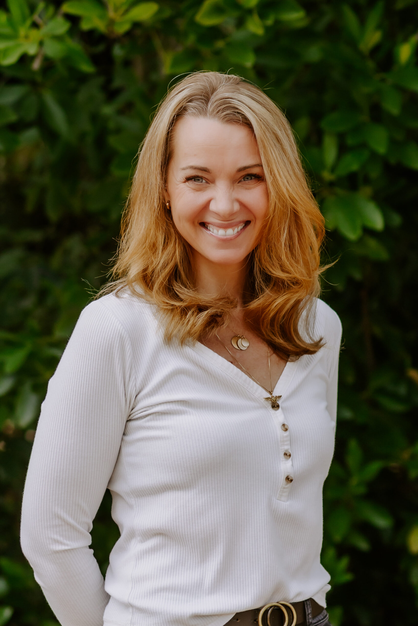 JENNY TOUSIGNANT<br><b>COASTLINE CAFE DIRECTOR</B>